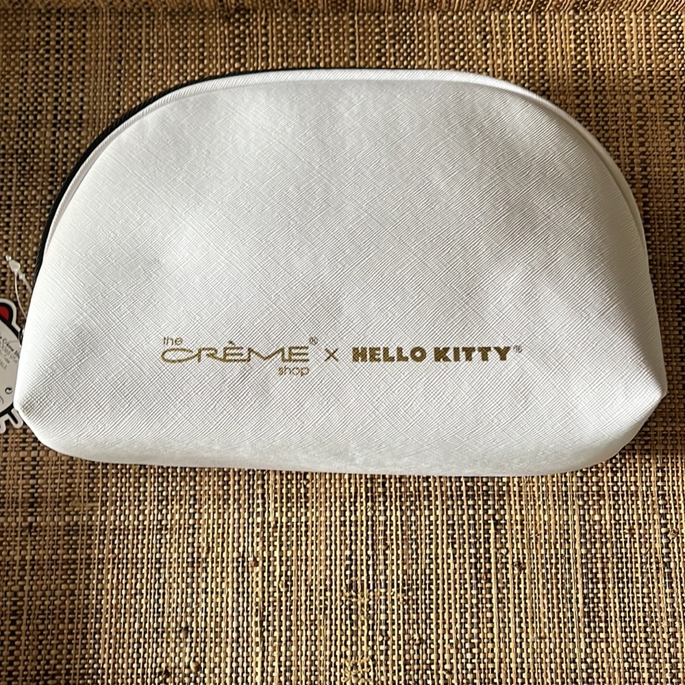 Hello Kitty Bundle - Picture 6 of 6